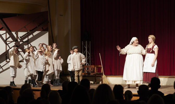 SIMON-24-12-14-68-Rumpelstilzchen